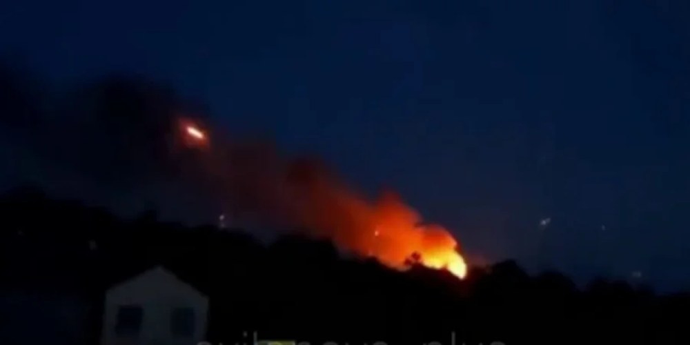 Кадри масштабної пожежі та вибухів на складі боєприпасів у Донецьку, джерело Exilenova+