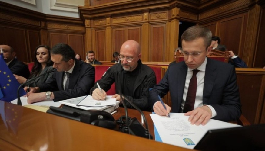 Пленарне засідання Верховної Ради під час голосування за новий склад Кабінету Міністрів